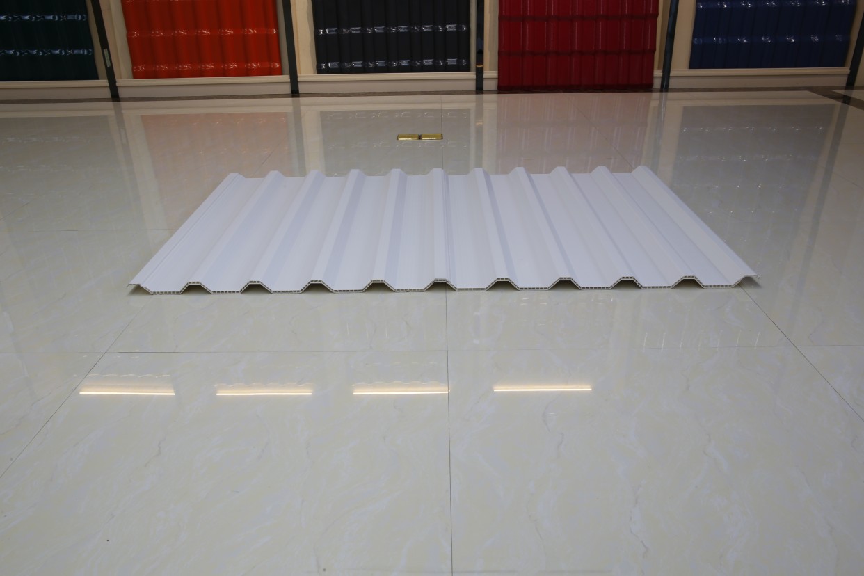 Tejas de pvc resistentes a los rayos UV de Indonesia, lámina de techo termo hueca de plástico de pvc